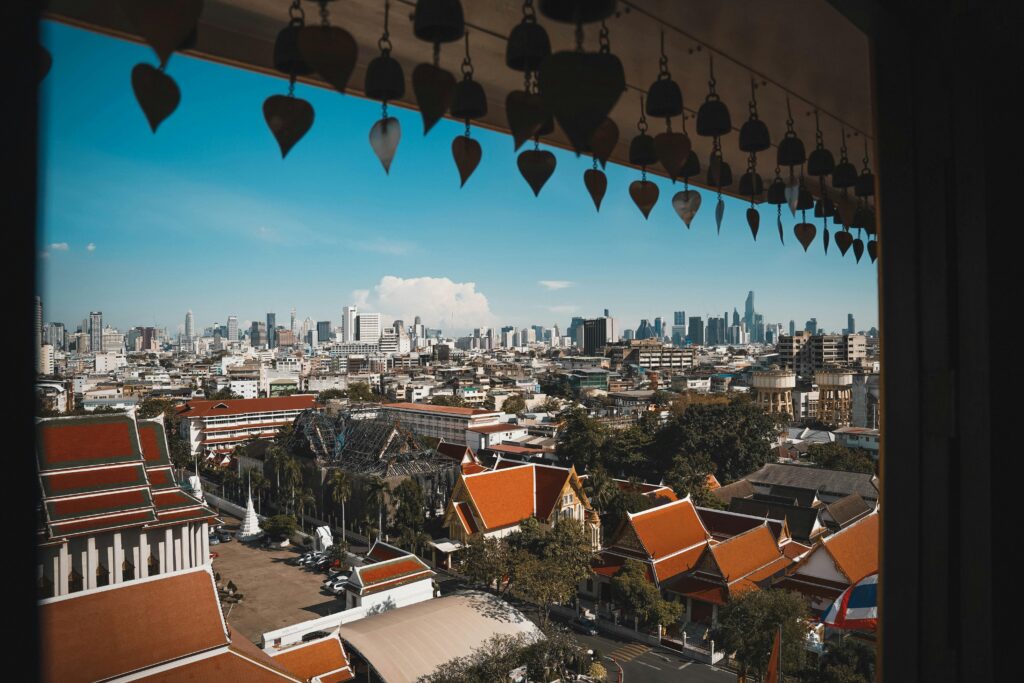 Songkran to Samutprakarn by van rental with driver